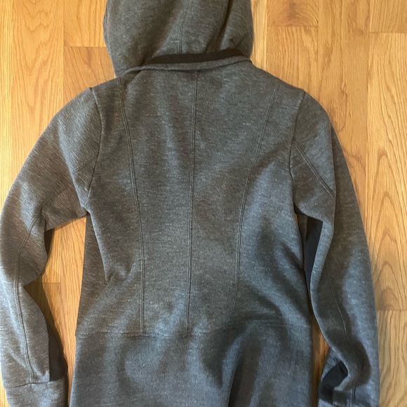 Athleta Workout Hoodie, Heather Grey, Size XS - Picture 4 of 4